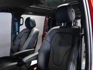 Mercedes-Benz V-Class V300d Exclusive - Image 11