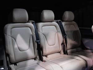Mercedes-Benz V-Class V300d Exclusive - Image 10