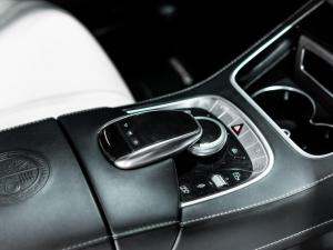 Mercedes-Benz S-Class S63 L - Image 9