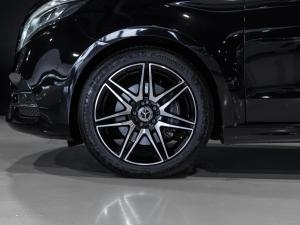 Mercedes-Benz V-Class V300d Exclusive - Image 14