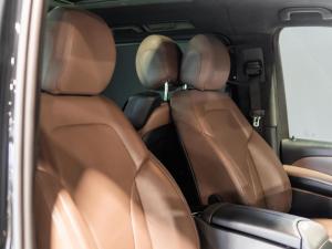 Mercedes-Benz V-Class V300d Exclusive - Image 5