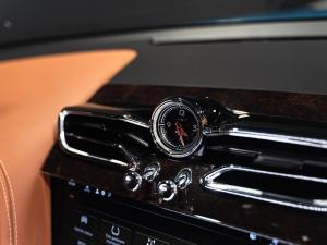 Bentley Bentayga V8 - Image 18