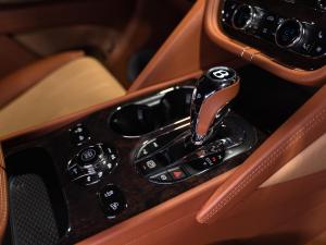 Bentley Bentayga V8 - Image 20