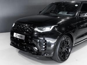 Land Rover Discovery D300 R-Dynamic SE - Image 21