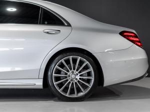 Mercedes-Benz S-Class S560 L - Image 18