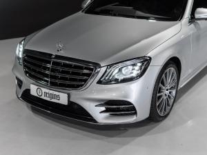 Mercedes-Benz S-Class S560 L - Image 24