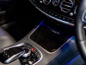Mercedes-Benz S-Class S560 L - Image 7
