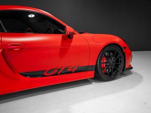 Porsche Cayman GT4 - Image 13