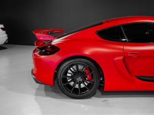 Porsche Cayman GT4 - Image 14