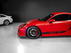 Porsche Cayman GT4 - Image 16