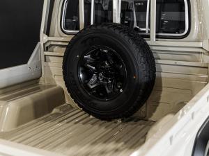 Toyota Land Cruiser 79 2.8GD-6 double cab - Image 16