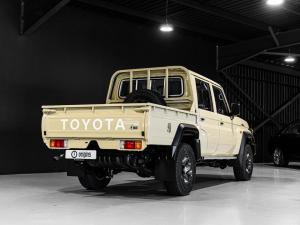 Toyota Land Cruiser 79 2.8GD-6 double cab - Image 18