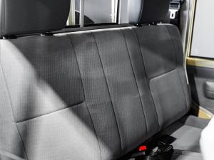 Toyota Land Cruiser 79 2.8GD-6 double cab - Image 5