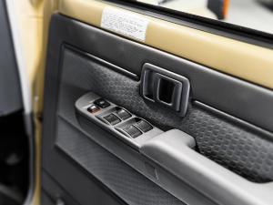 Toyota Land Cruiser 79 2.8GD-6 double cab - Image 7