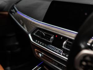 BMW X7 xDrive30d M Sport - Image 11