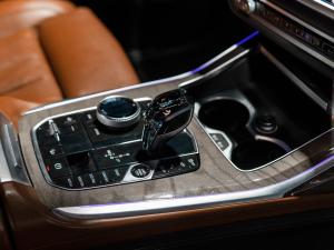 BMW X7 xDrive30d M Sport - Image 12