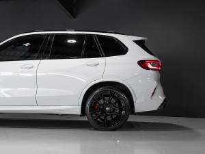 BMW X5 M competition First Edition - Image 18