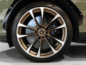 Lamborghini Urus S - Image 13