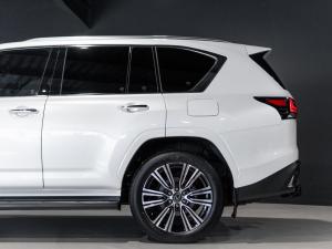 Lexus LX 600 Urban - Image 19