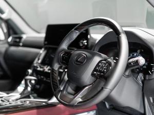 Lexus LX 600 Urban - Image 4