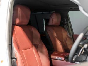 Lexus LX 600 Urban - Image 5