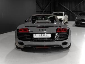 Audi R8 5.2 V10 Spyder quattro auto - Image 8