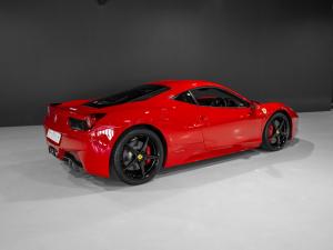Ferrari 458 Italia - Image 12