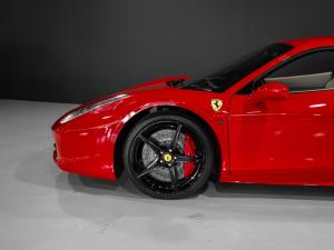Ferrari 458 Italia - Image 4