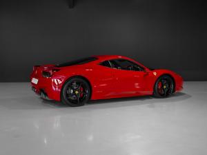 Ferrari 458 Italia - Image 9