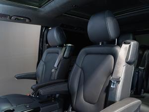 Mercedes-Benz V-Class V300d Exclusive - Image 11