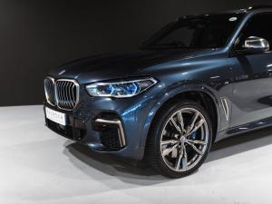 BMW X5 M50i - Image 15