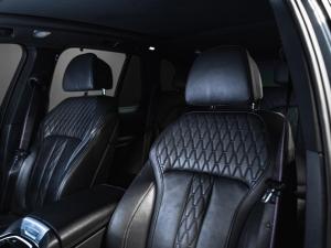 BMW X5 M50i - Image 9