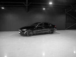 Mercedes-Benz C-Class C43 - Image 15