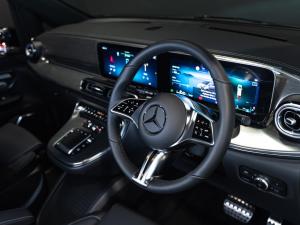 Mercedes-Benz V-Class V300d Exclusive - Image 13