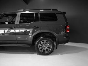 Toyota Land Cruiser Prado 2.8GD VX-R - Image 16