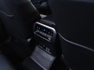 Toyota Land Cruiser Prado 2.8GD VX-R - Image 21