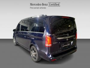 Mercedes-Benz V-Class V300d Avantgarde AMG Line - Image 15