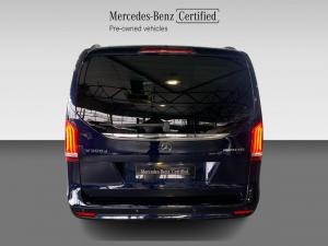 Mercedes-Benz V-Class V300d Avantgarde AMG Line - Image 17