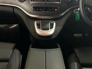 Mercedes-Benz V-Class V300d Special Edition - Image 19