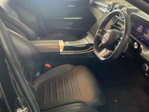 Mercedes-Benz C-Class C200 Avantgarde - Image 14