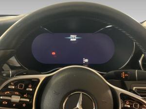 Mercedes-Benz C-Class C220d - Image 10