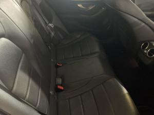 Mercedes-Benz C-Class C220d - Image 14