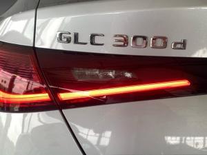 Mercedes-Benz GLC GLC300d coupe 4Matic Avantgarde - Image 18