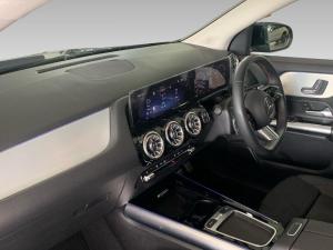 Mercedes-Benz GLA GLA200 Progressive - Image 11