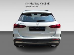Mercedes-Benz GLA GLA200d Progressive - Image 6