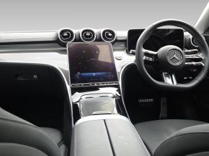 Mercedes-Benz C-Class C200 Avantgarde - Image 10