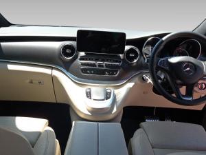 Mercedes-Benz V-Class V300d Exclusive - Image 10