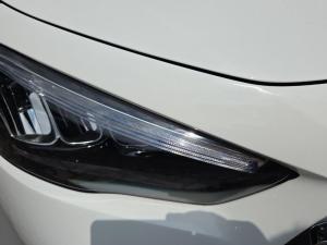 Mercedes-Benz GLA GLA200 Progressive - Image 15