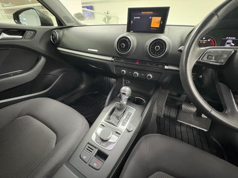 Image Audi A3 sedan 30TFSI