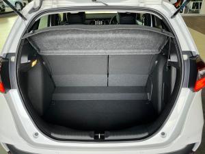 Honda Fit 1.5 Hybrid e.HEV - Image 17
